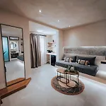 Nonna's Aparthotel 3*